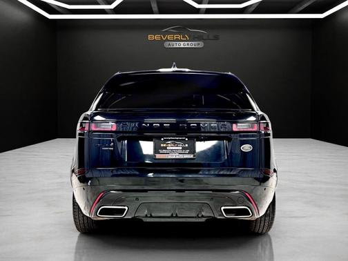 Santorini Black 2018 Land Rover Range Rover Velar P380 HSE R-Dynamic