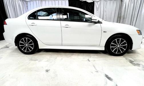 2017 Mitsubishi Lancer ES