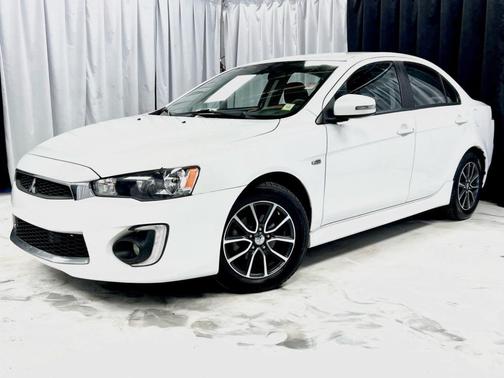 2017 Mitsubishi Lancer ES