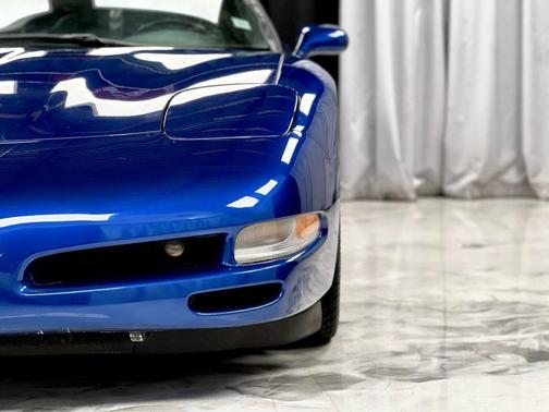 2002 Chevrolet Corvette Base