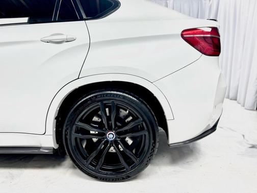 2016 BMW X6 M Base