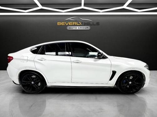 2016 BMW X6 M Base