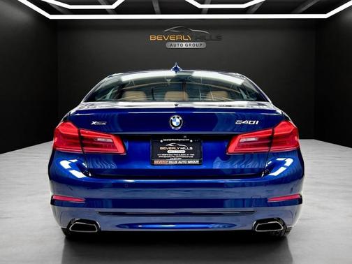 Blue 2019 BMW 540 i xDrive