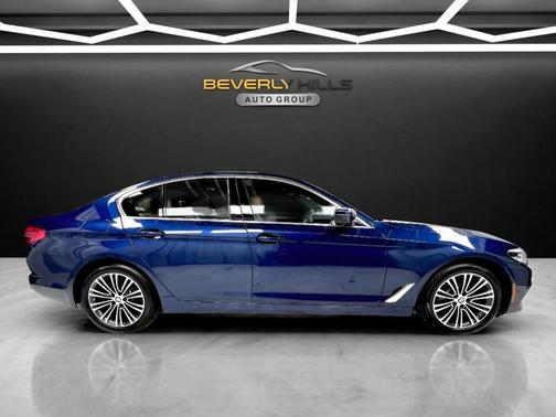 Blue 2019 BMW 540 i xDrive