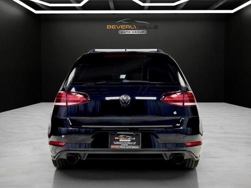 Deep Black Pearl Effect 2019 Volkswagen Golf GTI 2.0T Rabbit Edition