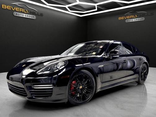 Black 2016 Porsche Panamera GTS