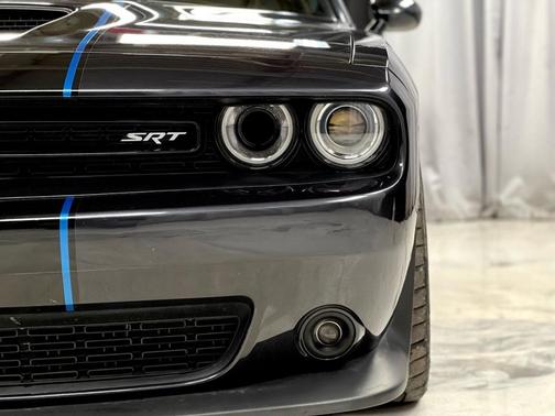 2017 Dodge Challenger SRT 392
