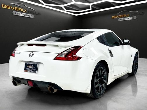 White 2020 Nissan 370Z Base