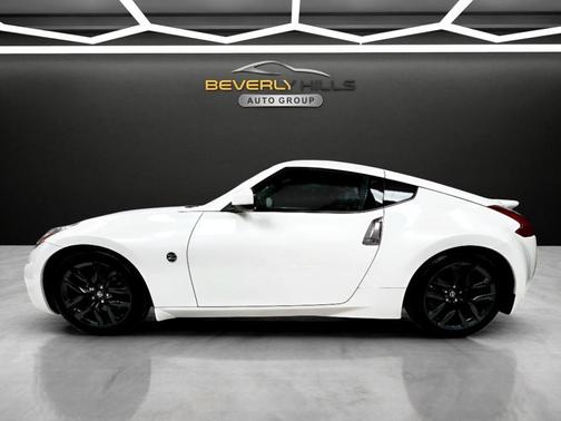 White 2020 Nissan 370Z Base