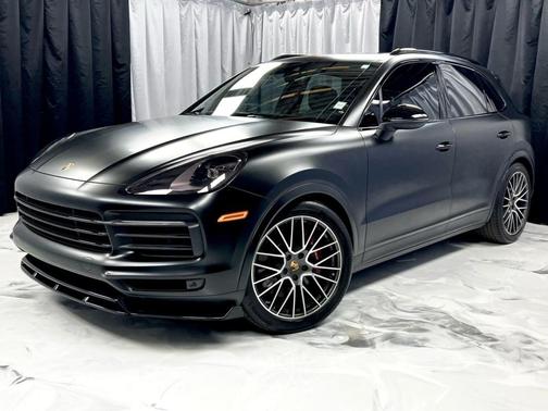 2021 Porsche Cayenne Base