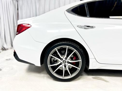 2019 Genesis G70 2.0T Sport