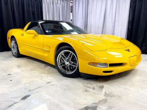 Yellow 2001 Chevrolet Corvette