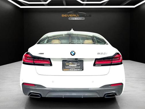 2022 BMW 530 i xDrive