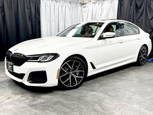 2022 BMW 530 i xDrive