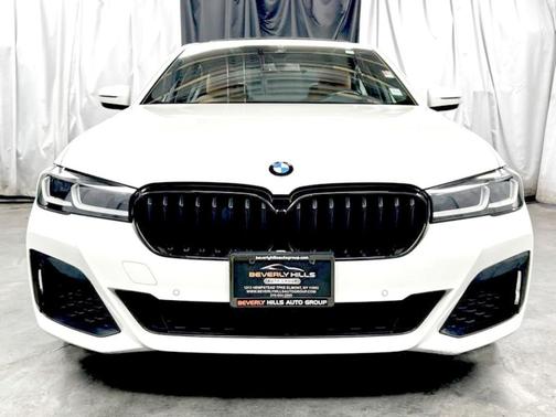 2022 BMW 530 i xDrive
