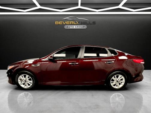 Maroon 2018 Kia Optima LX