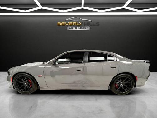 Gray 2018 Dodge Charger R/T 392