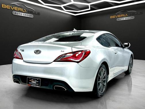 2015 Hyundai Genesis Coupe 3.8 Base