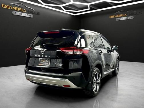 2021 Nissan Rogue Platinum