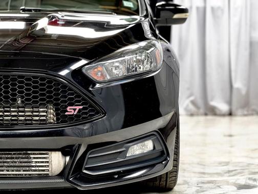 2016 Ford Focus ST Base
