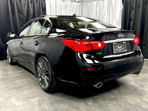 2017 INFINITI Q50 400