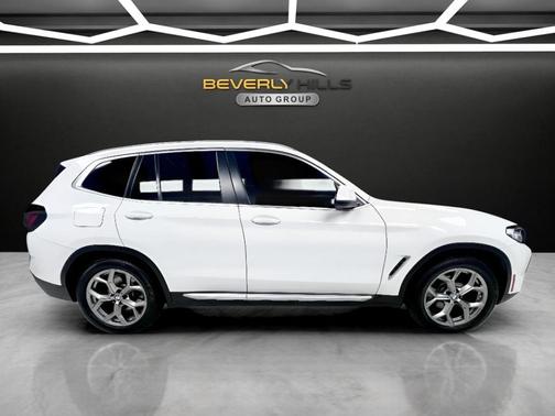White 2022 BMW X3 xDrive30i