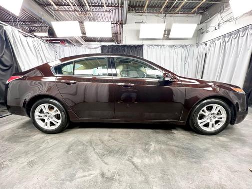 2010 Acura TL Technology