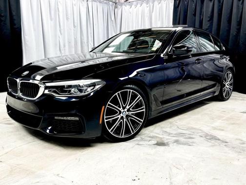 Black 2019 BMW 540 i