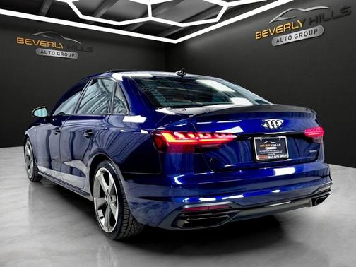 Navarra Blue Metallic 2022 Audi A4 45 S line quattro Premium