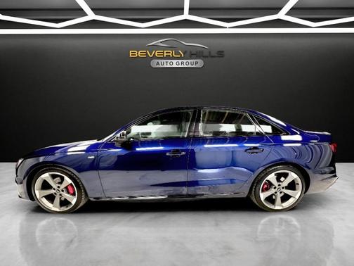 Navarra Blue Metallic 2022 Audi A4 45 S line quattro Premium