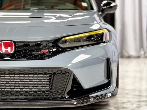 2025 Honda Civic Type R Base