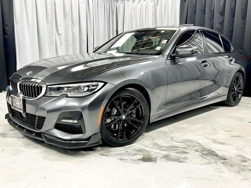 2019 BMW 330 i