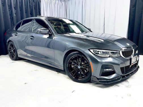 2019 BMW 330 i