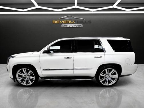 White 2015 Cadillac Escalade Premium