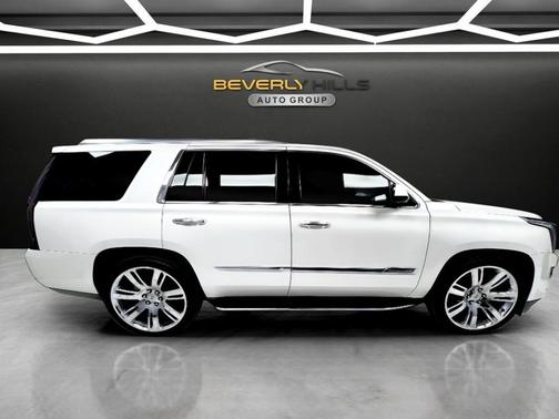 White 2015 Cadillac Escalade Premium