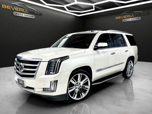 White 2015 Cadillac Escalade Premium
