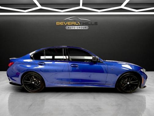 2020 BMW 330 i xDrive