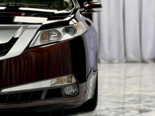 2010 Acura TL Technology