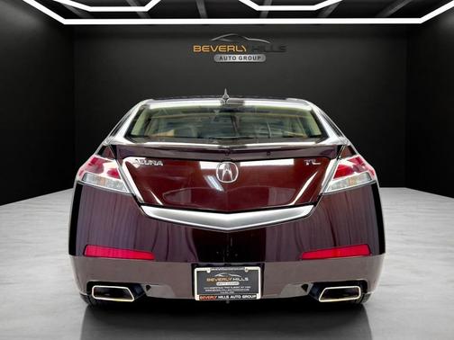 2010 Acura TL Technology