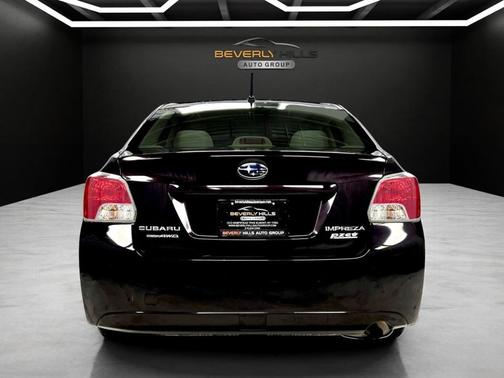 2013 Subaru Impreza 2.0i Premium