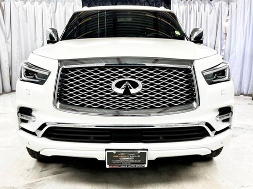 2018 INFINITI QX80 Base