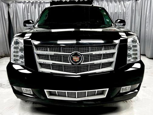 2014 Cadillac Escalade ESV Platinum Edition