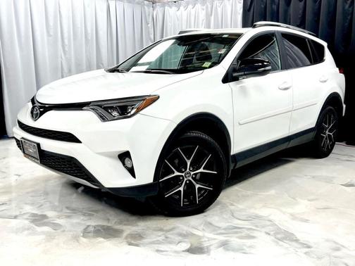 2018 Toyota RAV4 SE