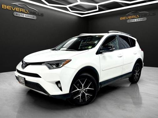 2018 Toyota RAV4 SE