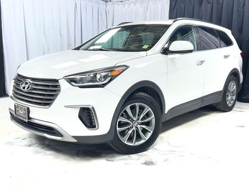 2017 Hyundai SANTA FE SE