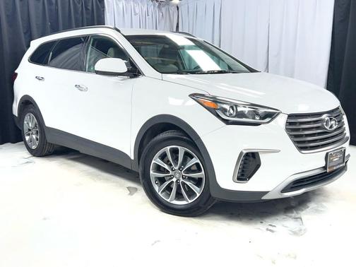 2017 Hyundai SANTA FE SE