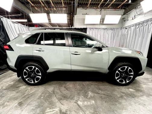 2019 Toyota RAV4 Adventure
