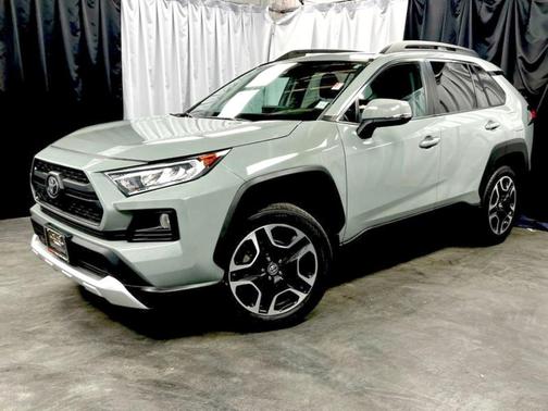 2019 Toyota RAV4 Adventure