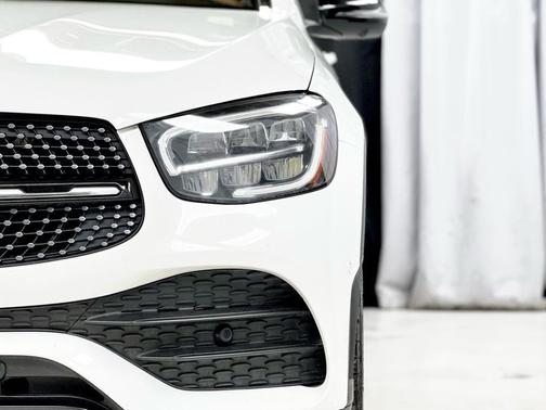 2021 Mercedes-Benz GLC 300 4MATIC Coupe