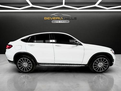 2021 Mercedes-Benz GLC 300 4MATIC Coupe